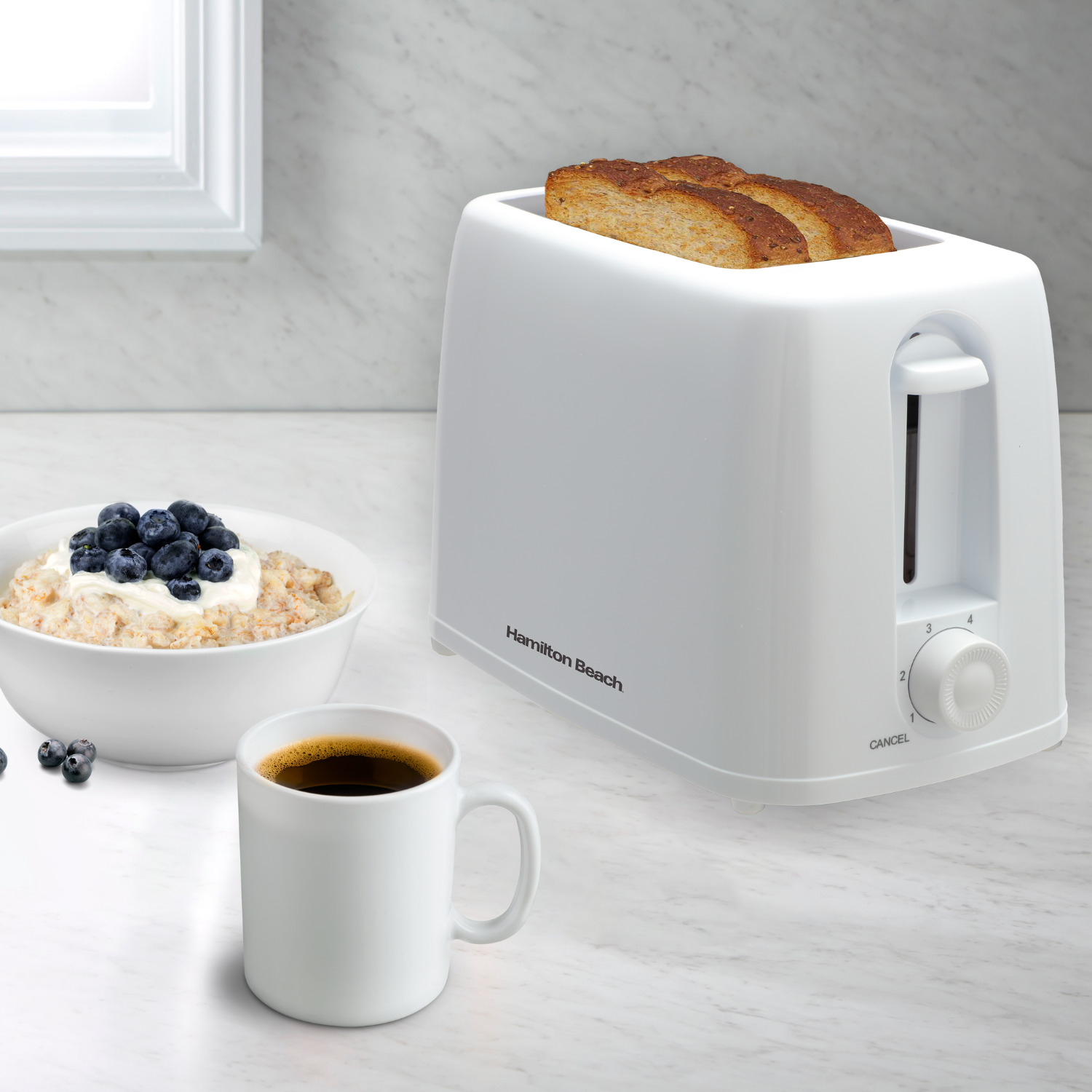 HB1116W Hamilton Beach Essential Plastic 2 slice Toaster White