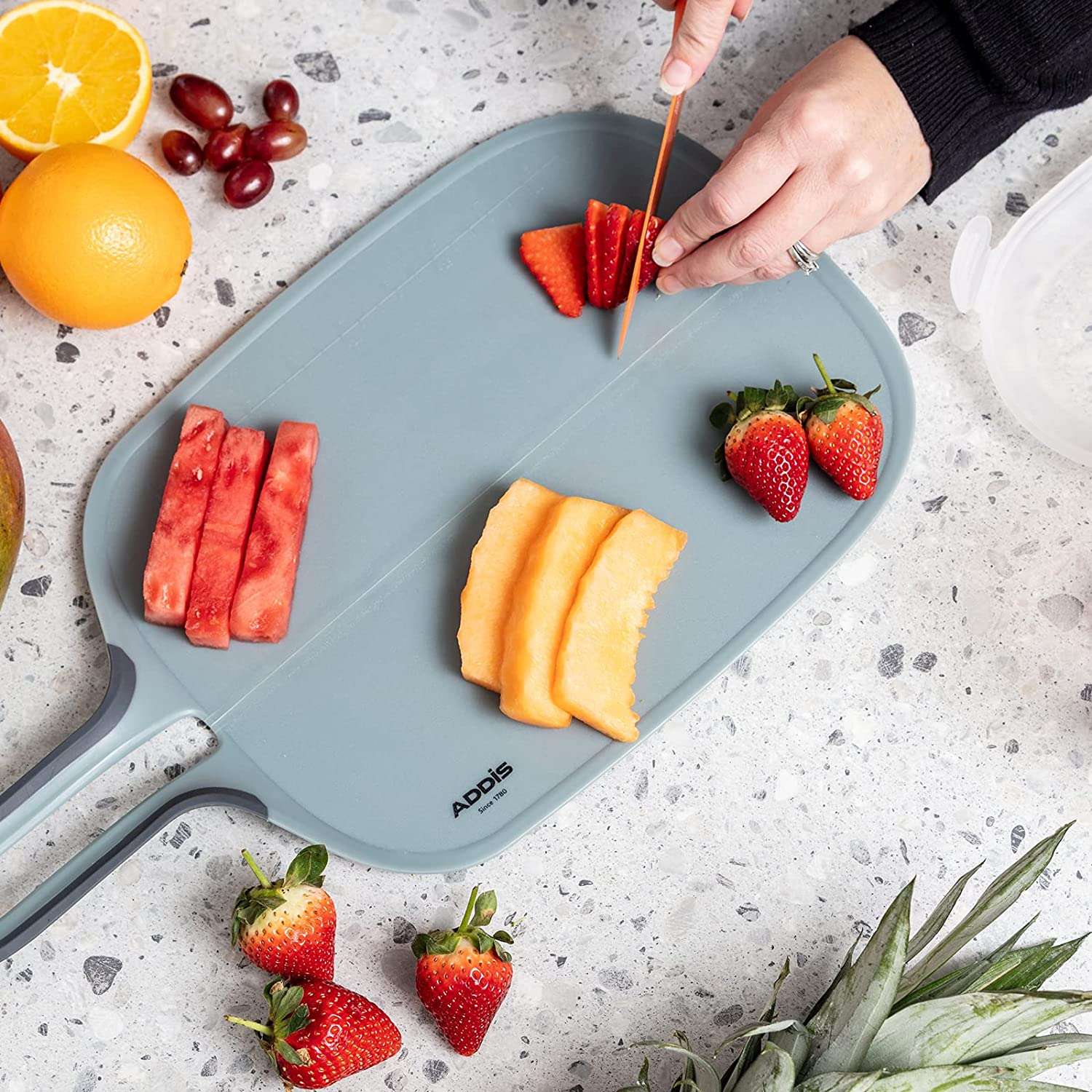 Addis Folding Chopping Board, Black/Metallic