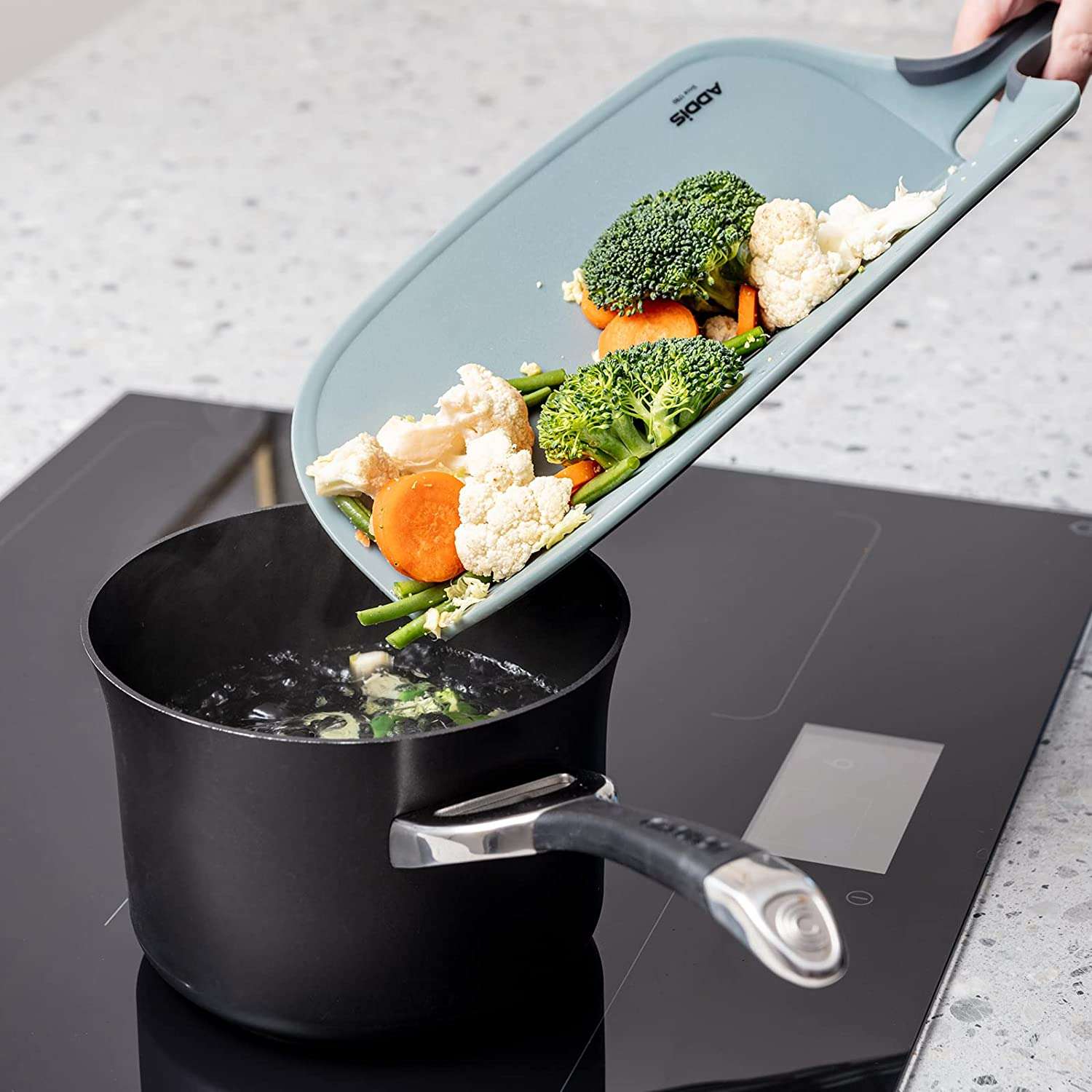 Addis Folding Chopping Board, Black/Metallic