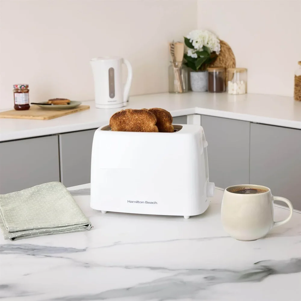 Hamilton Beach Essential 2 Slice Toaster, Cream