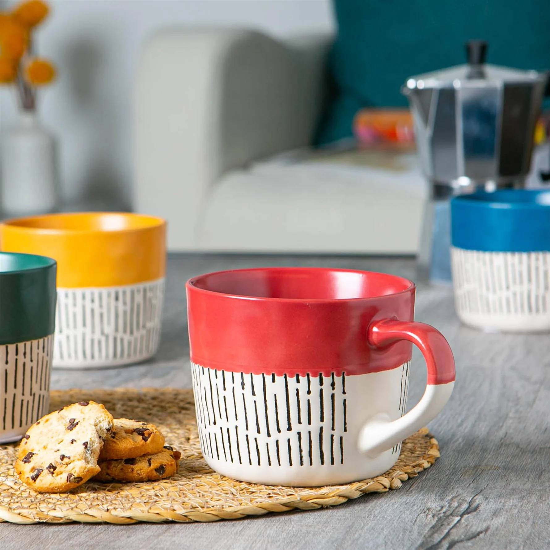 Nicola Spring Two Tone Dash Mug 450ml, Red