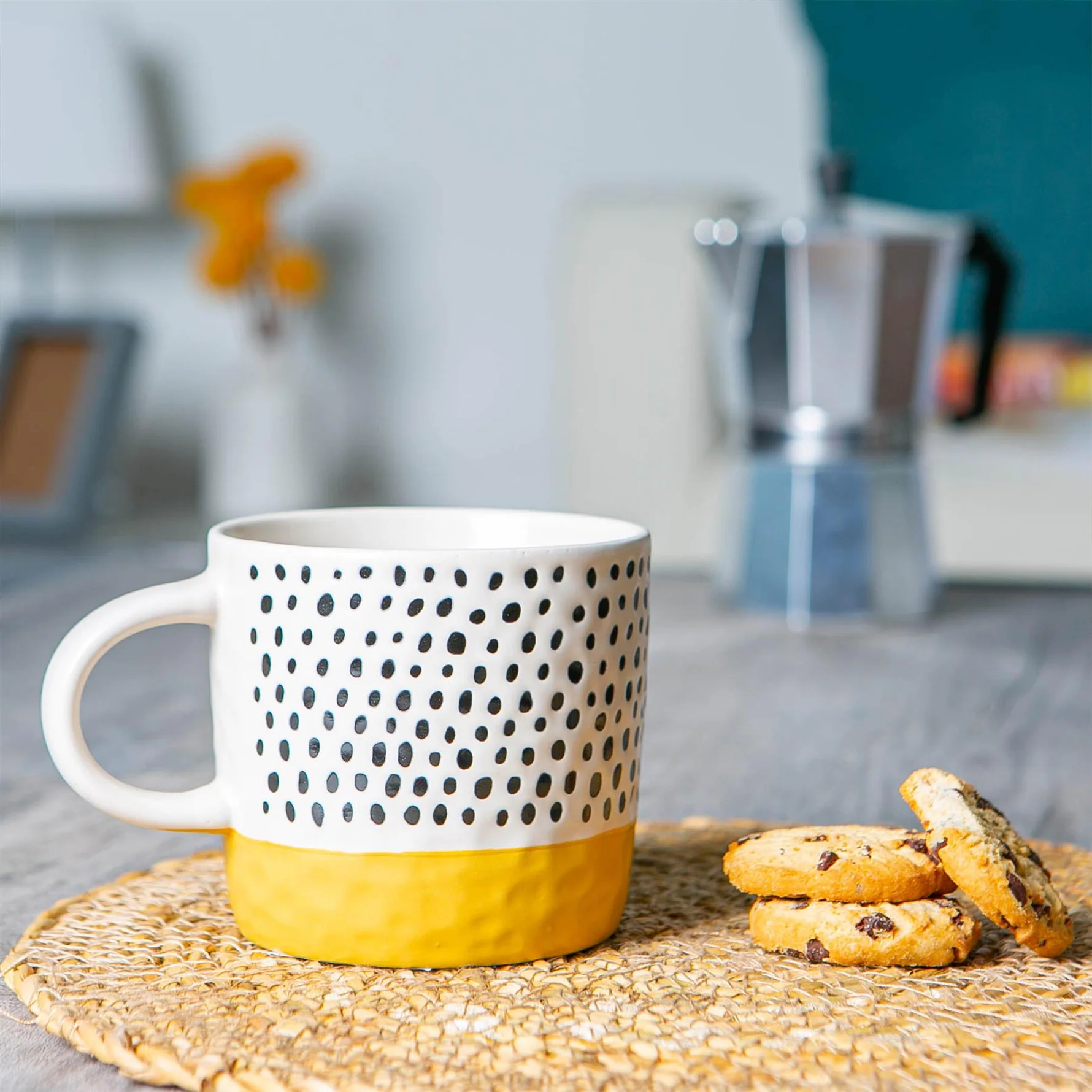 TR-NS-PH202527-1 Nicola Spring Spotty Mug 385ml, Mustard