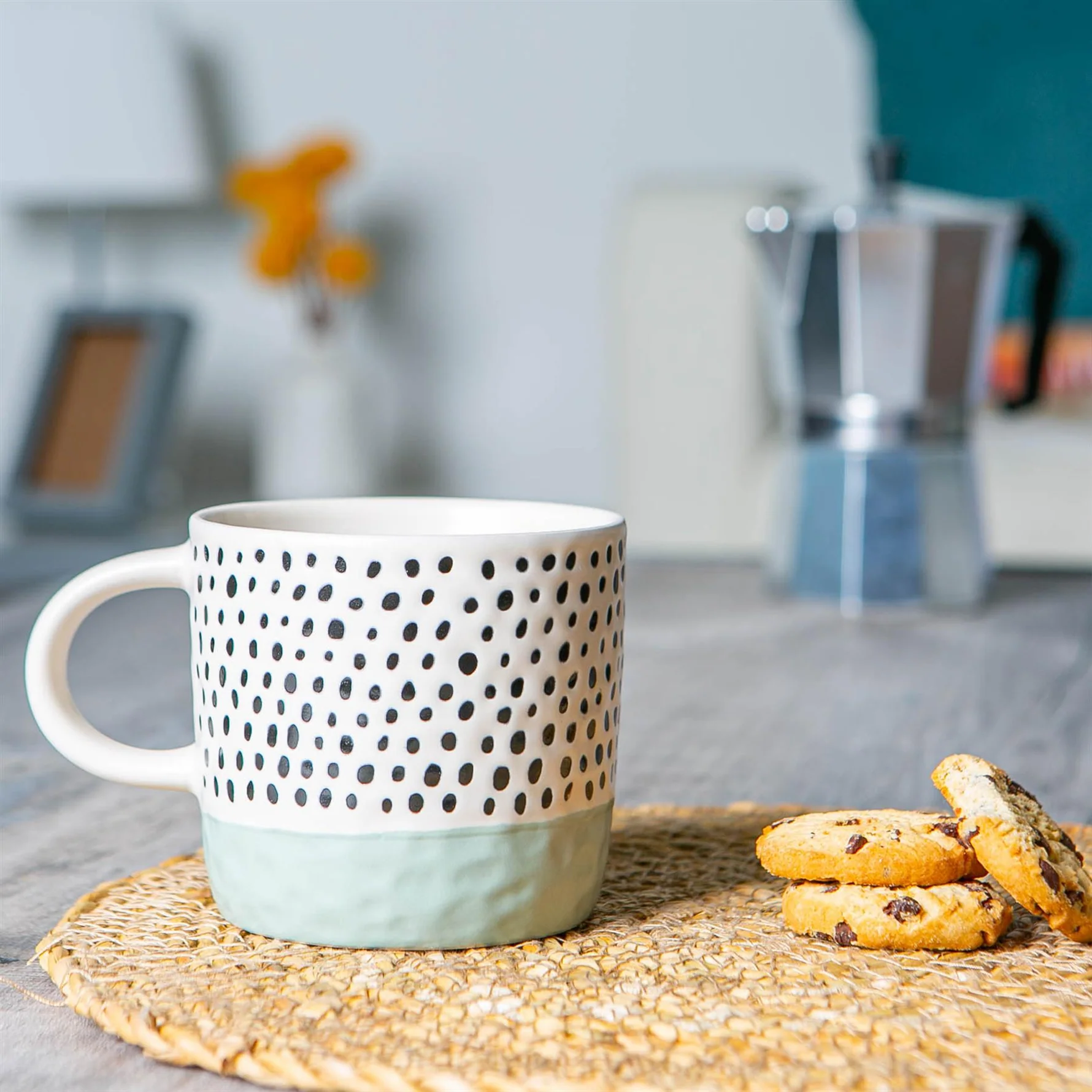Nicola Spring Spotty Mug 385ml, Blue
